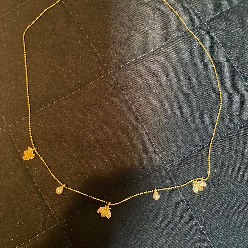 Beautiful “Bee” and Pearl Necklace.